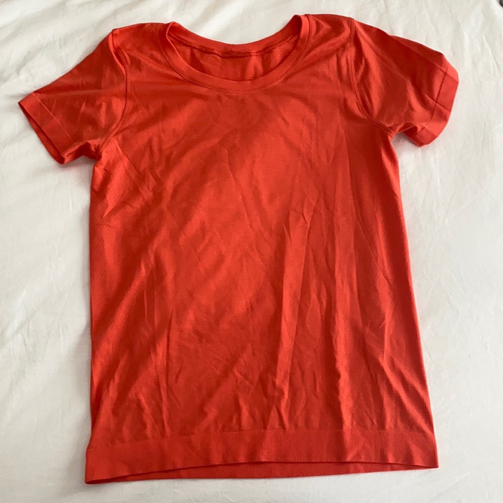 Lululemon top